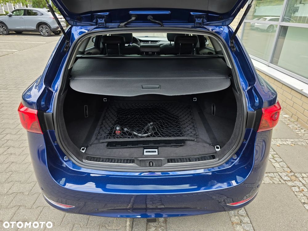Toyota Avensis 1.8 Prestige - 11