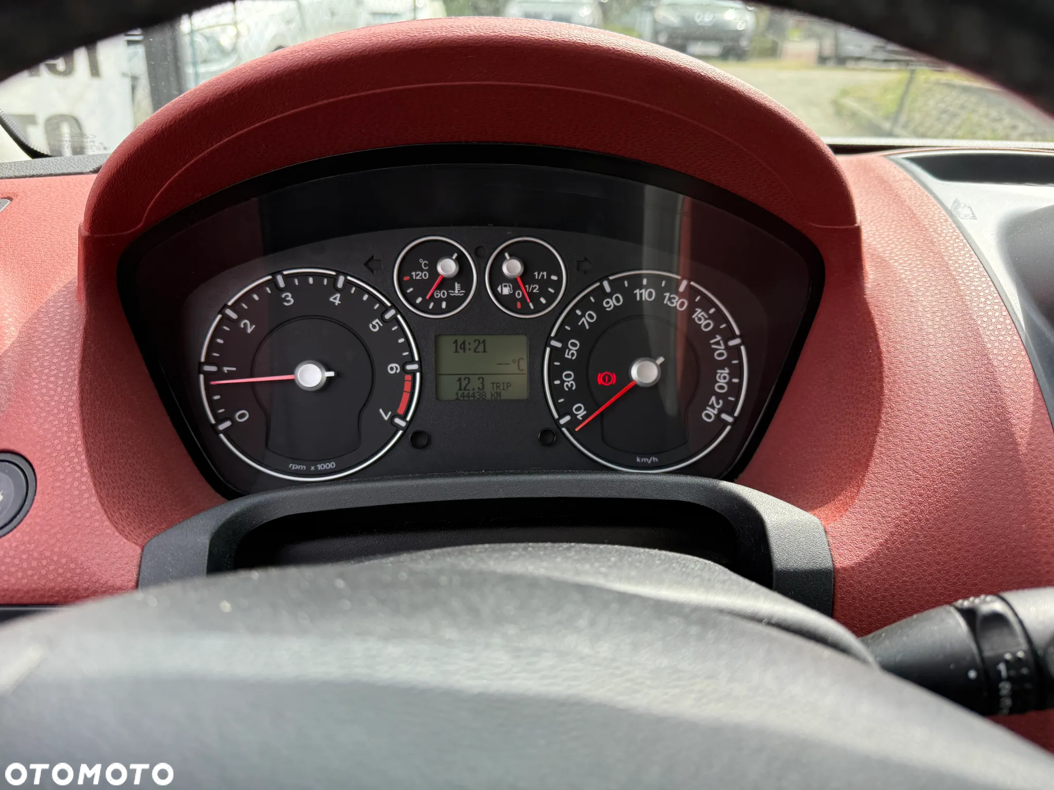 Ford Fiesta 1.4 Ambiente - 22