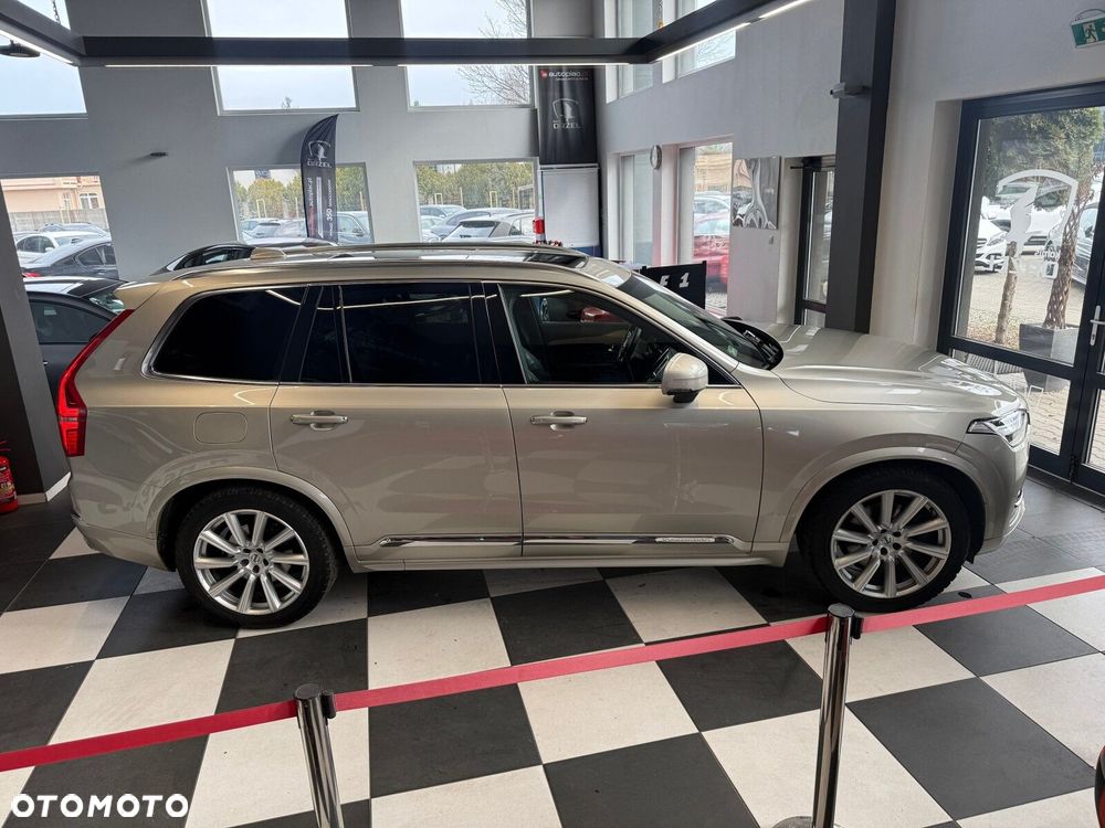 Volvo XC 90 - 4