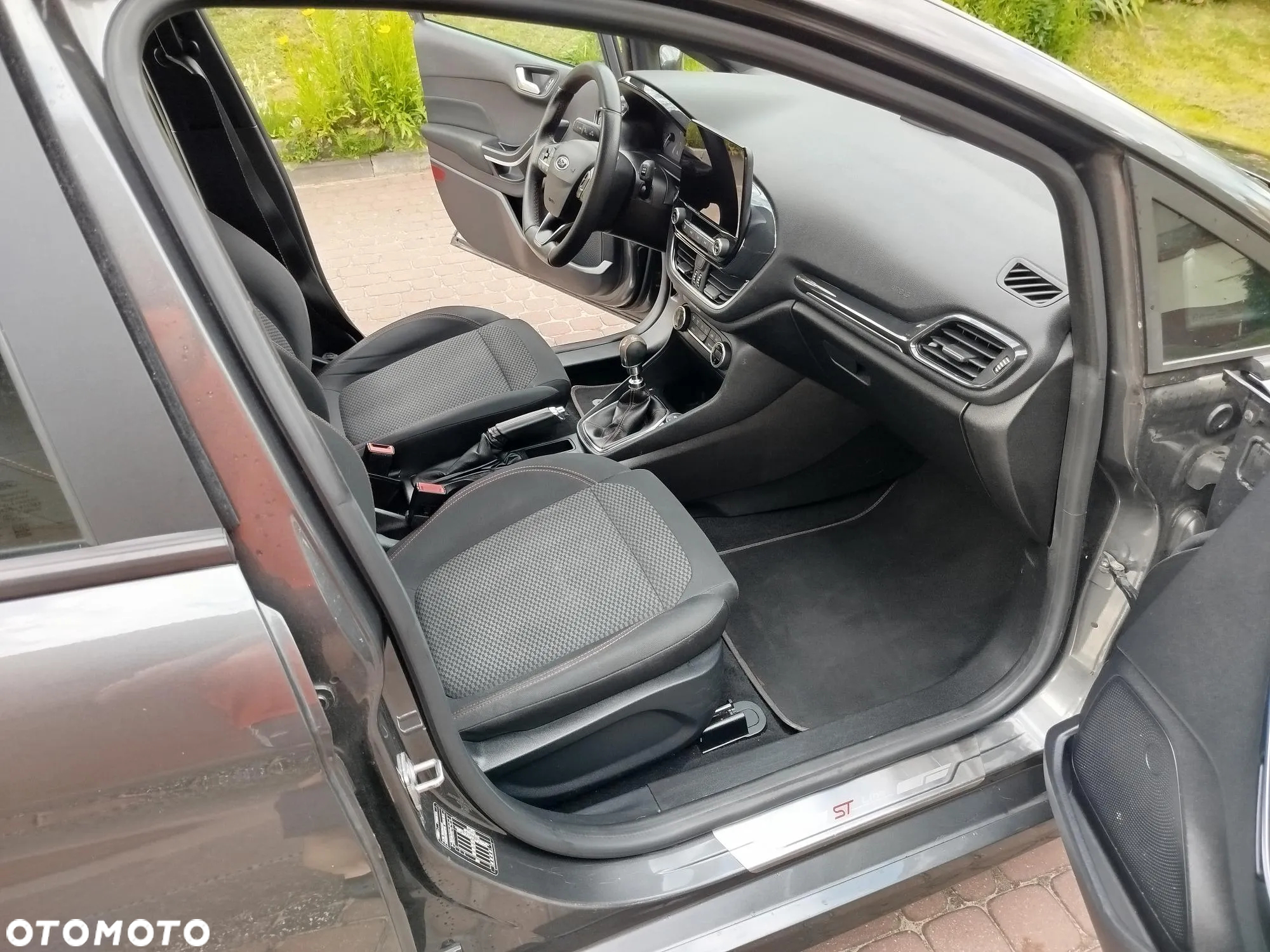 Ford Fiesta 1.0 EcoBoost S&S ST-LINE X - 14