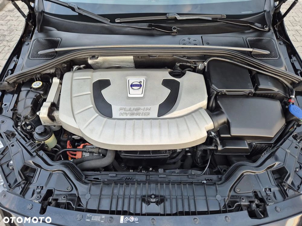Volvo V60 D6 AWD Plug-in Hybrid Summum - 8