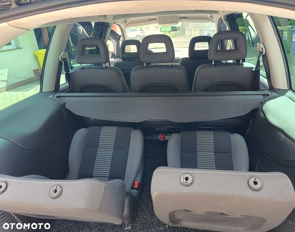 Volkswagen Sharan 1.8T Highline Tiptr - 15