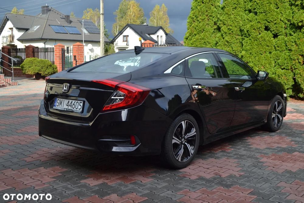 Honda Civic 1.5 T Prestige (Navi) - 2