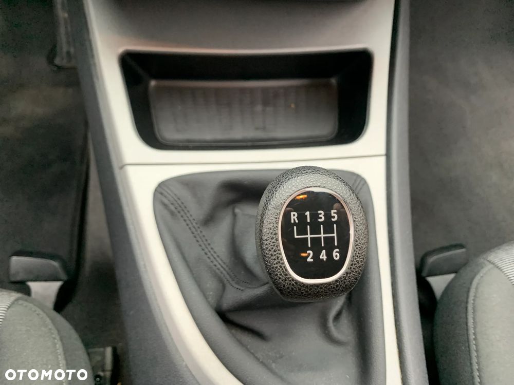 BMW Seria 1 116i - 14