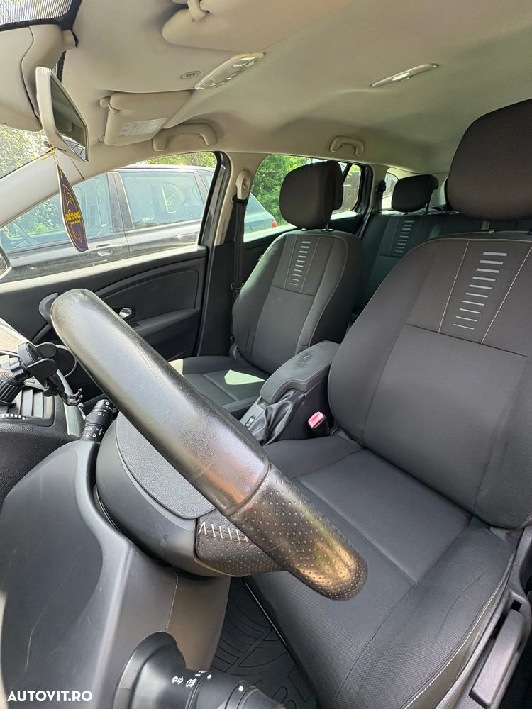 RENAULT Megane 2010 — imagine 10