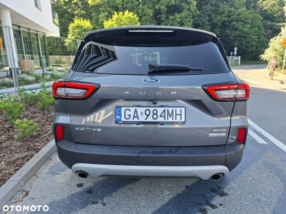 Ford Kuga - 4