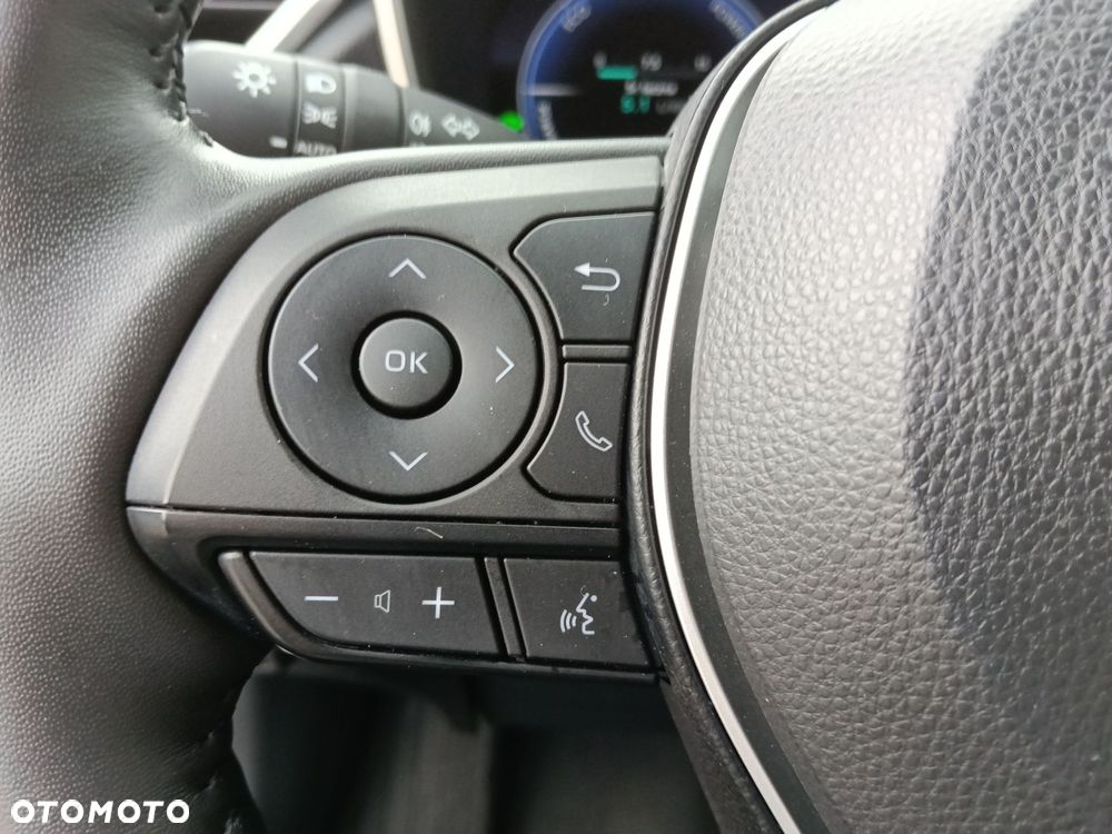 Toyota Corolla Cross - 18