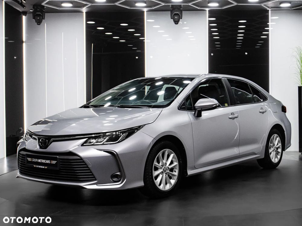 Toyota Corolla - 2
