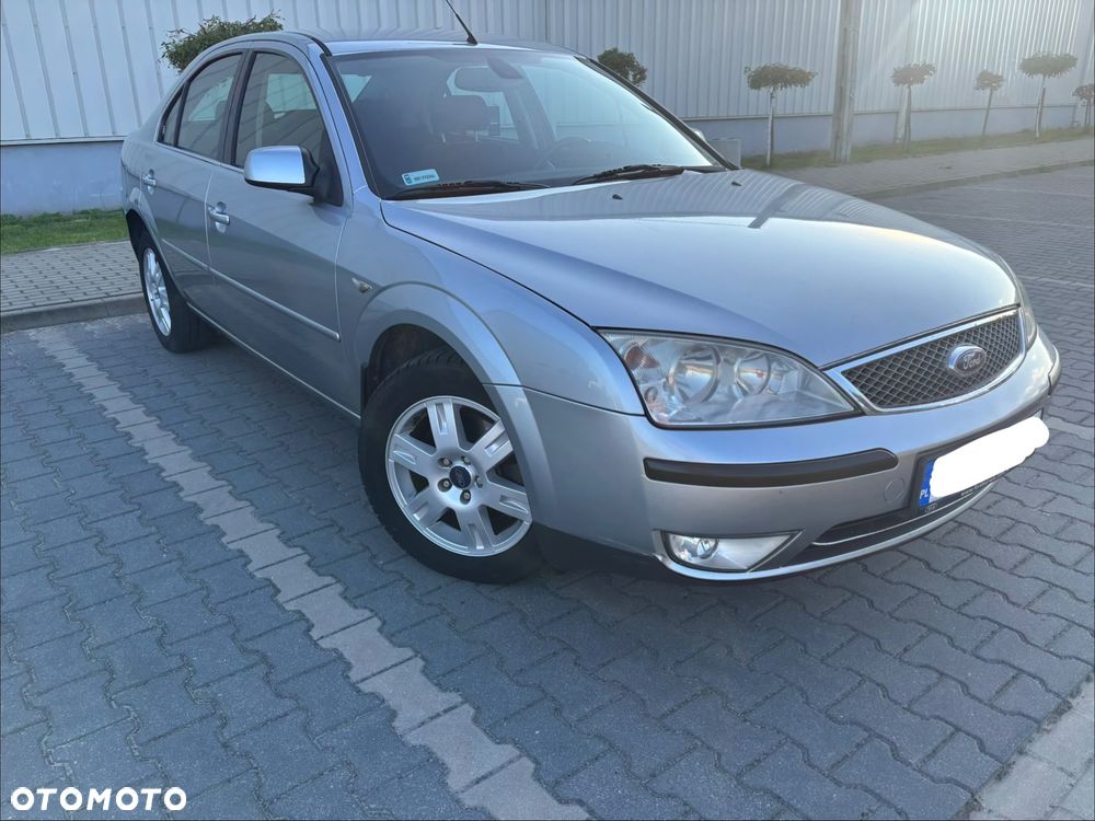 Ford Mondeo 2.0 TDDi Ghia - 21