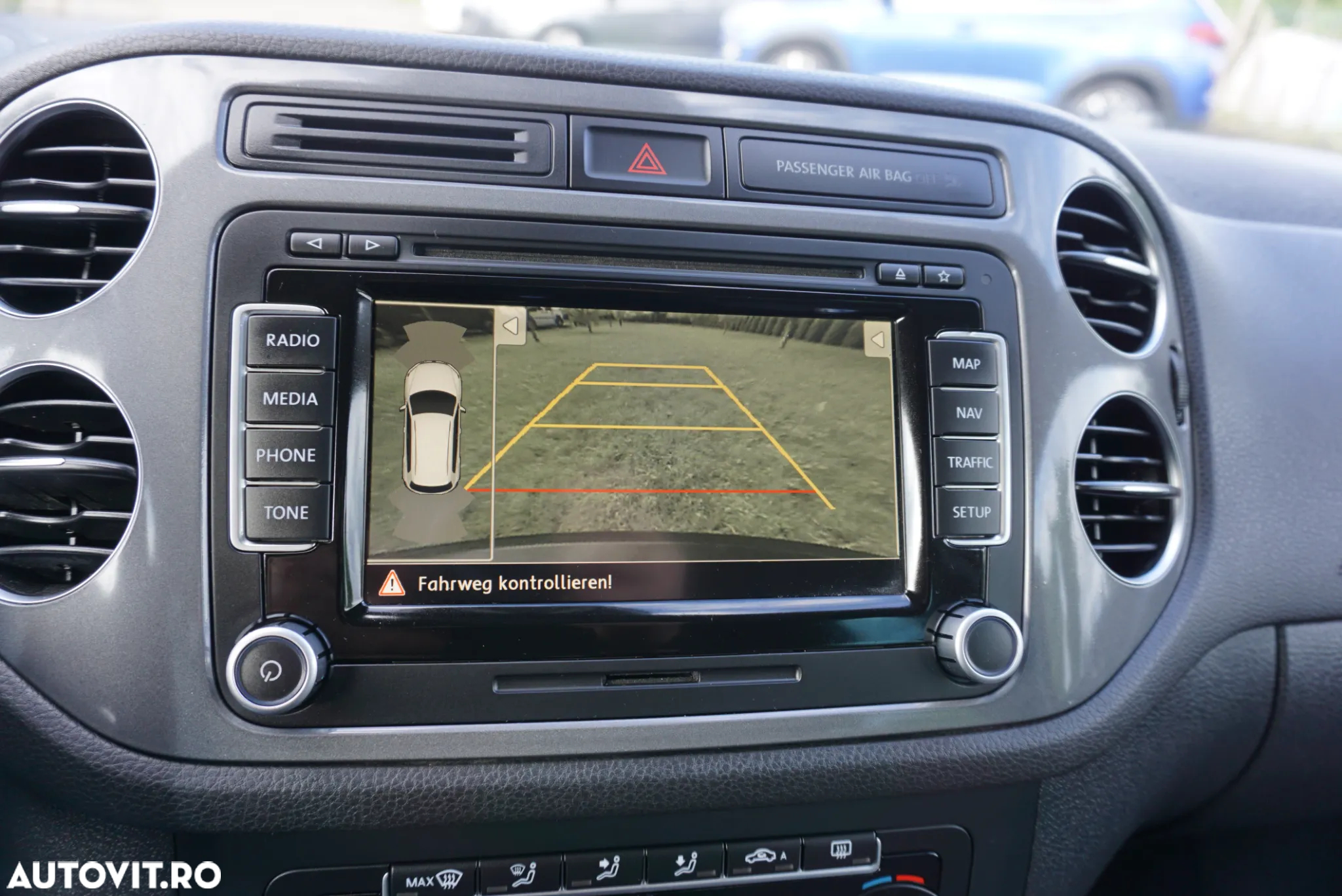 Volkswagen Tiguan 2.0 TDI DPF 4Motion BlueMotion Technology DSG Exclusive - 25