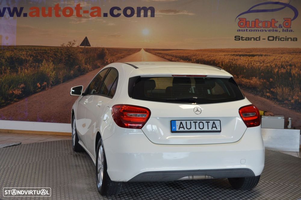 Mercedes-Benz A 160 d Activity Edition - 4
