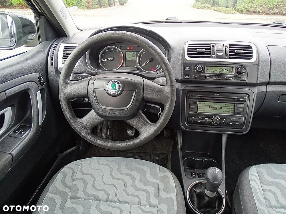 Skoda Fabia 1.4 16V Style - 29