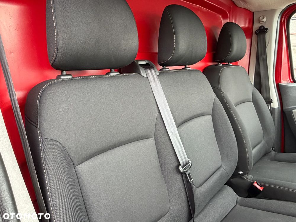 Renault Trafic L2H1 Warsztat - 12