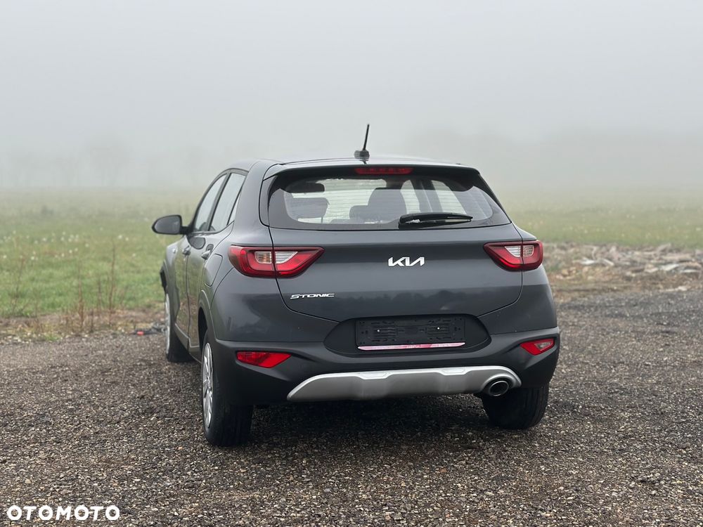 Kia Stonic - 16