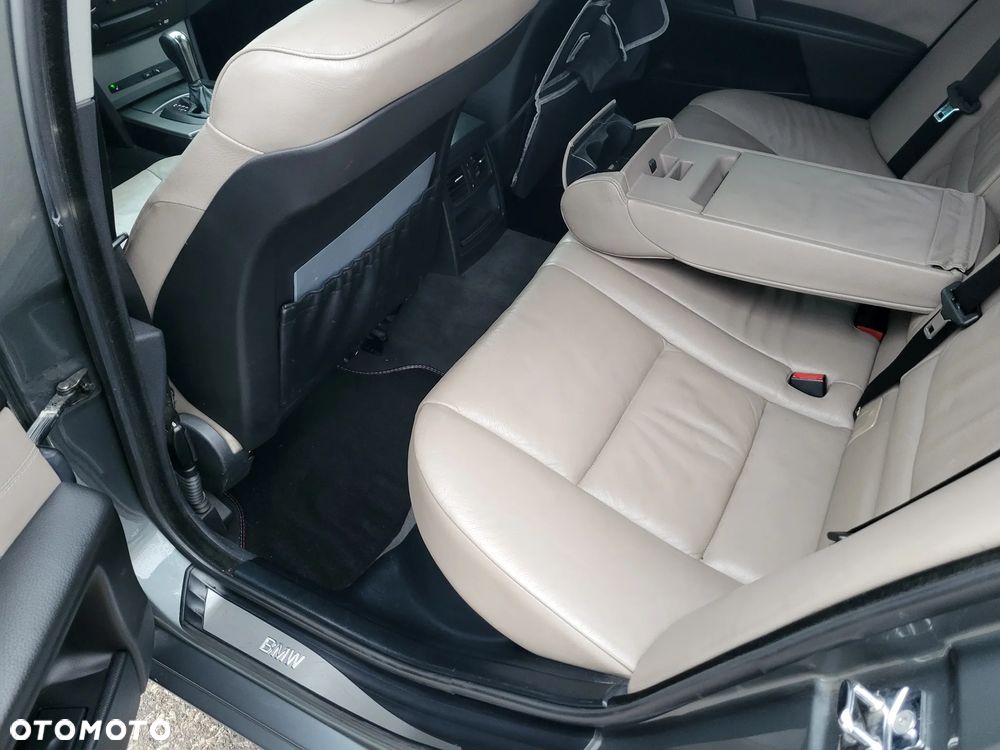 BMW Seria 5 - 22