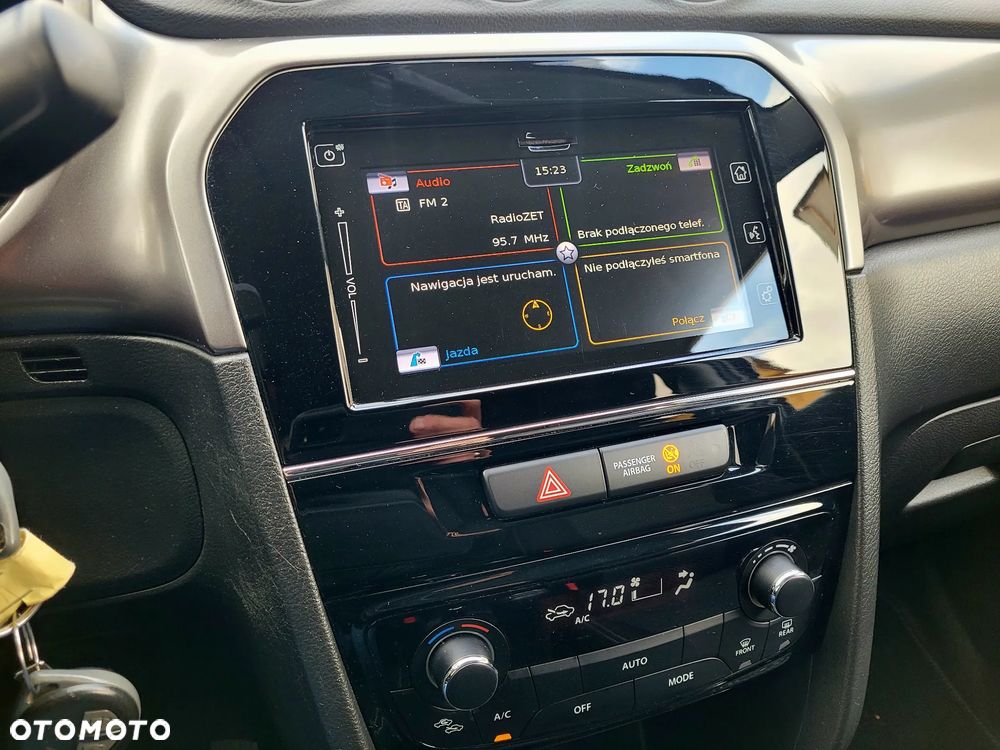 Suzuki Vitara 1.0 Boosterjet Comfort - 19