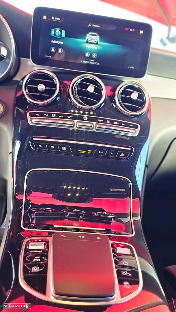 Mercedes-Benz GLC 300 de 4Matic 9G-TRONIC AMG Line - 39