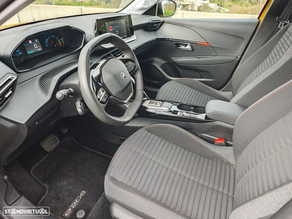 Peugeot e-208 Active Pack - 13