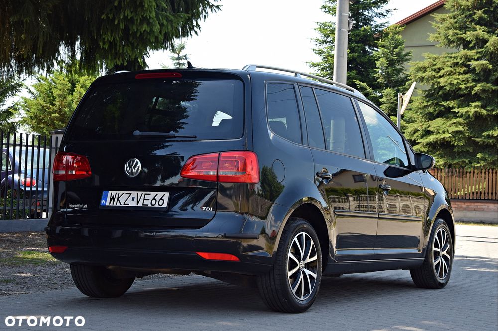 Volkswagen Touran - 5