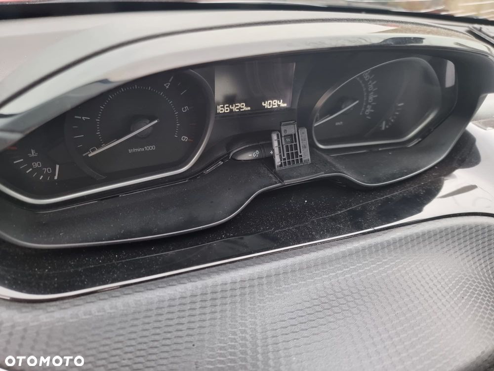 Peugeot 208 Blue-HDi 100 Stop&Start Allure - 6