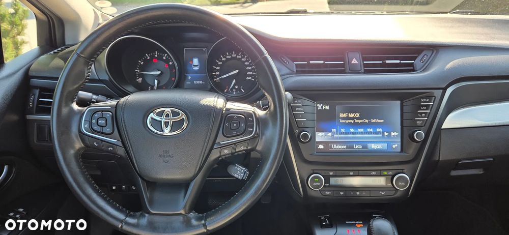 Toyota Avensis 1.8 Premium MS - 13