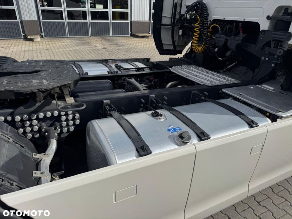 Scania R 460 A4x2NA - 11