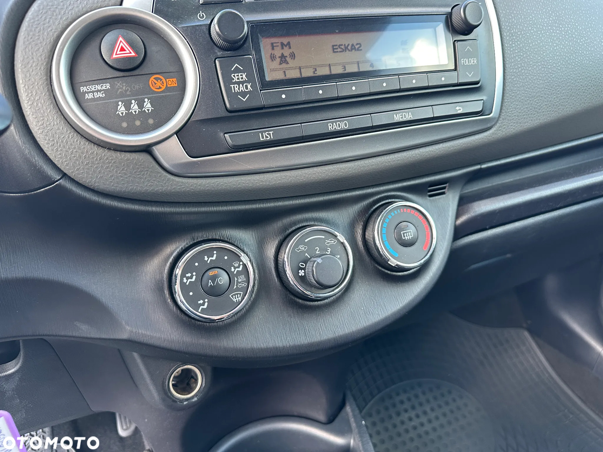 Toyota Yaris - 27