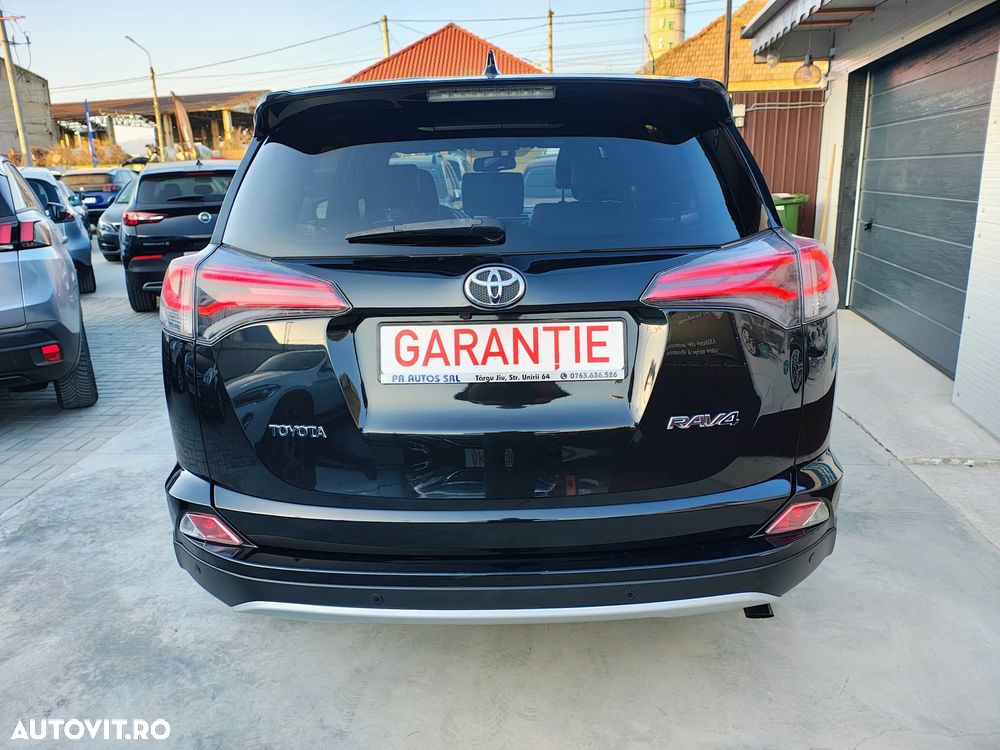 Toyota RAV4 2.0 D-4D 4x2 Start-Stop Executive - 30