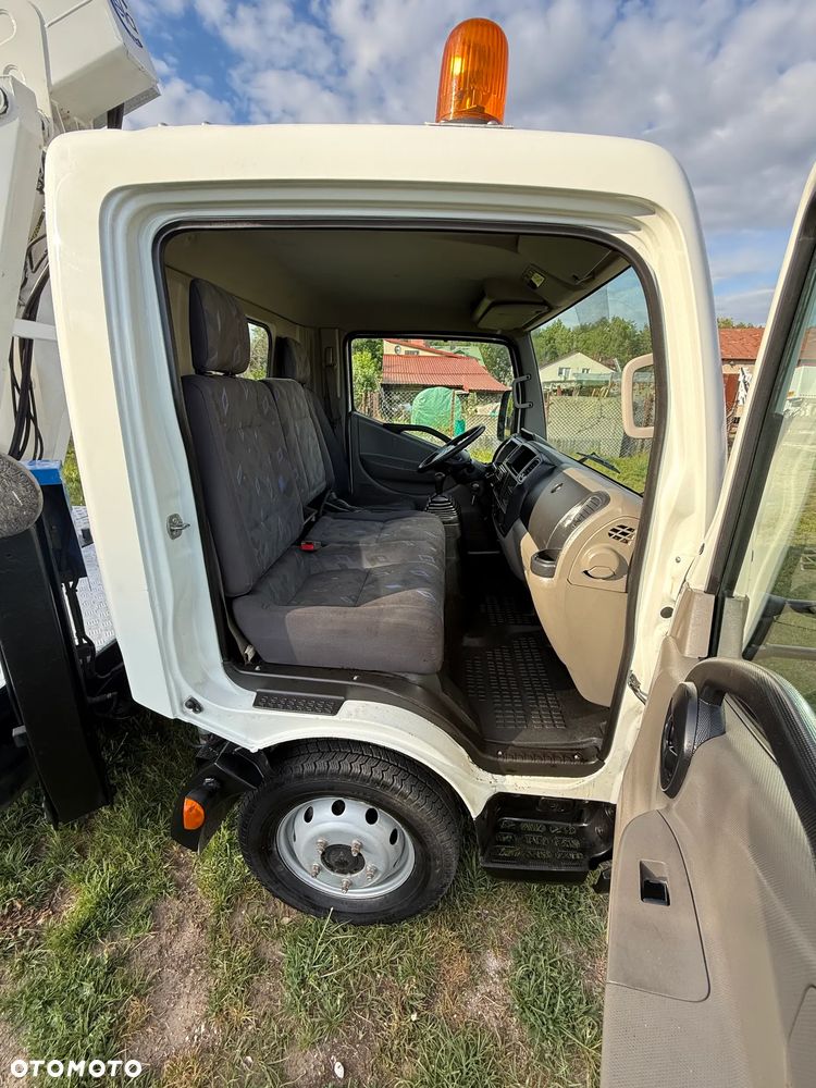Nissan CABSTAR - 9