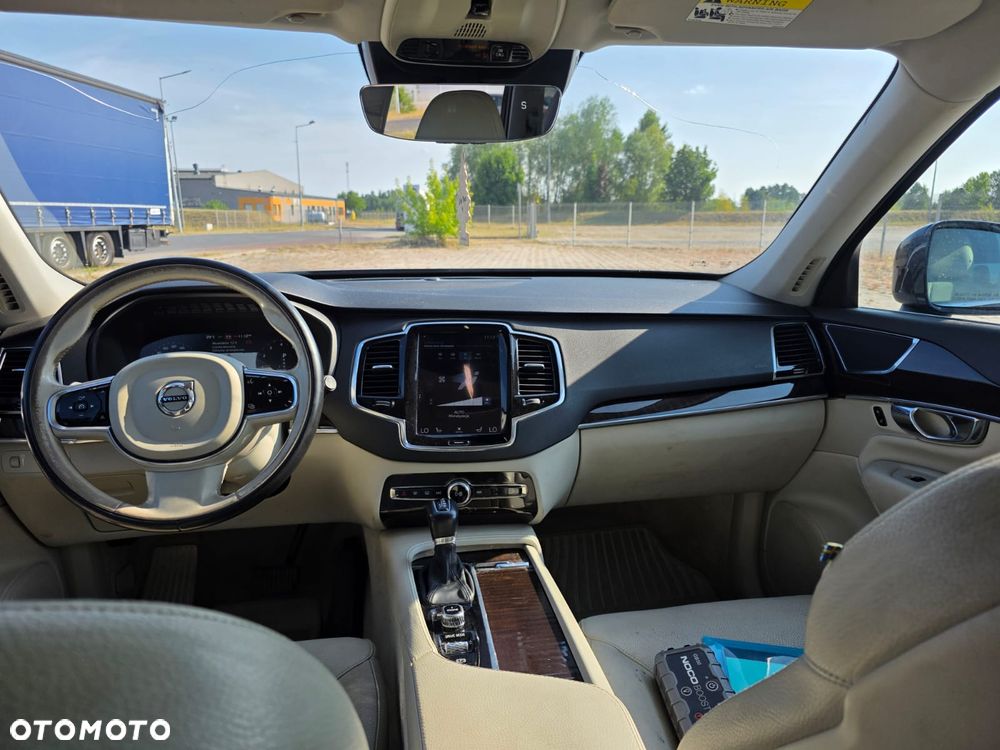 Volvo XC 90 T6 AWD Momentum 7os - 10