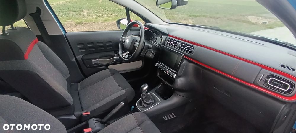 Citroën C3 Pure Tech 82 SHINE - 24