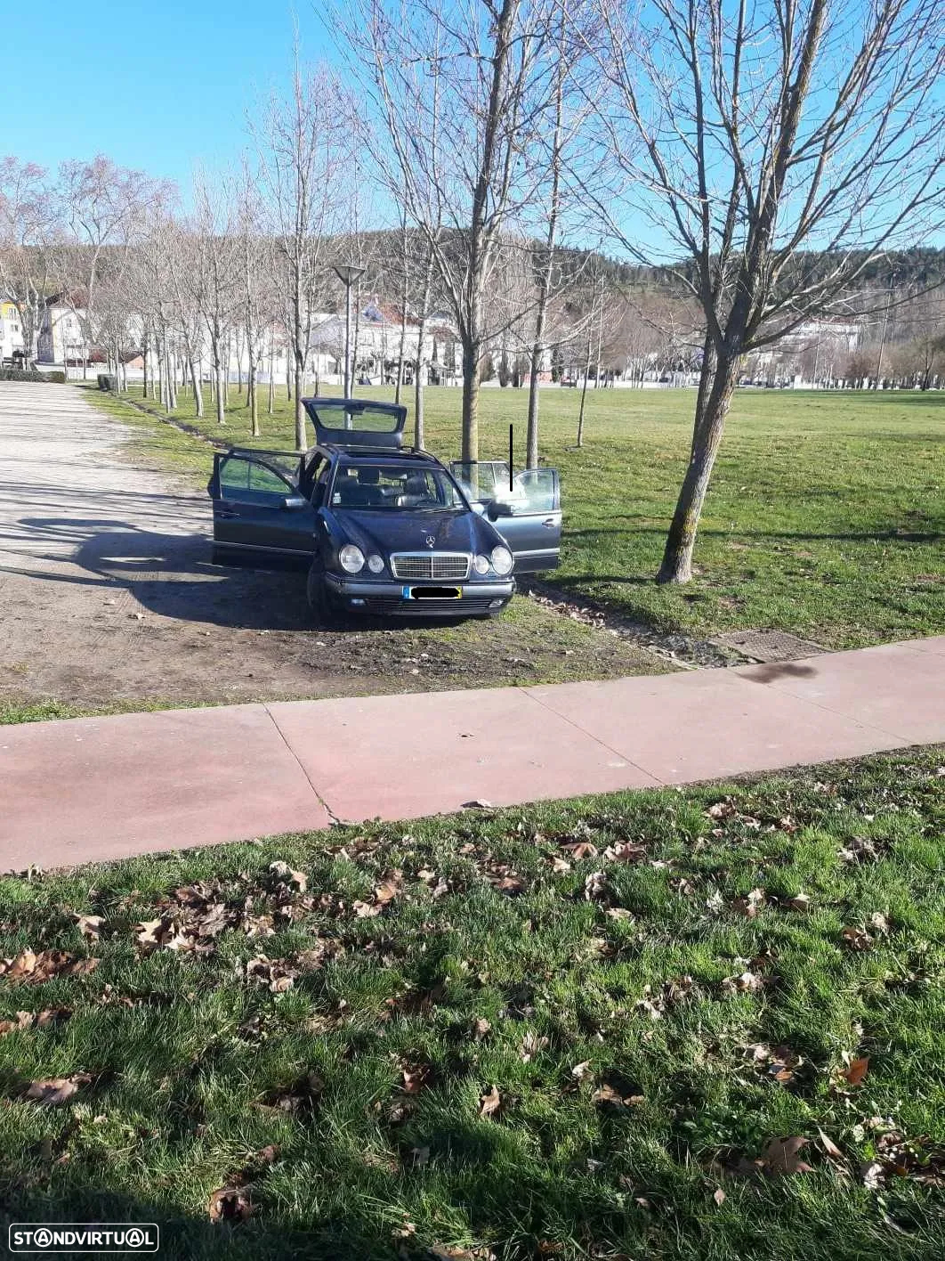 Mercedes-Benz E 250 TD Classic - 18