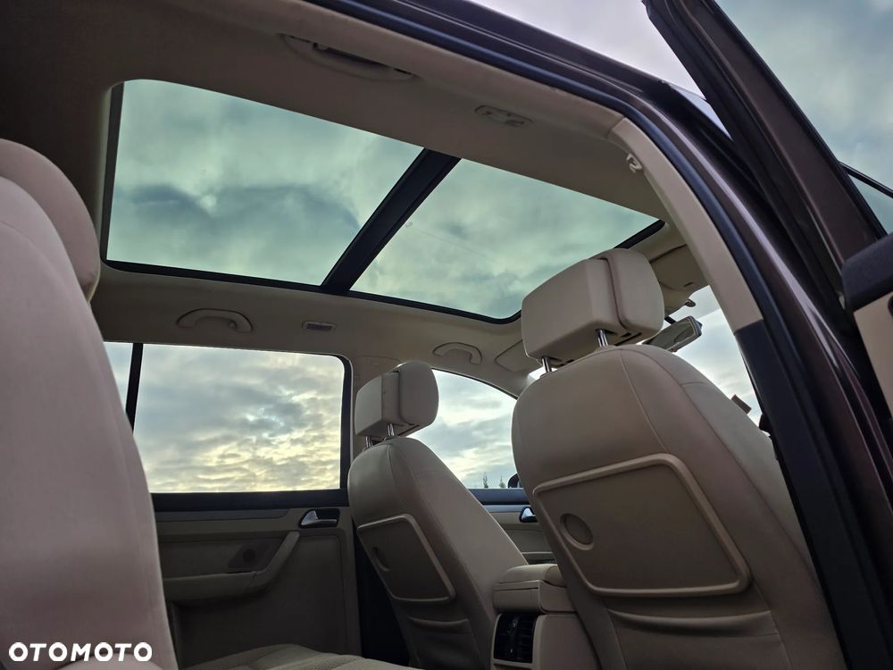 Volkswagen Touran 1.6 TDI DPF Highline DSG - 21