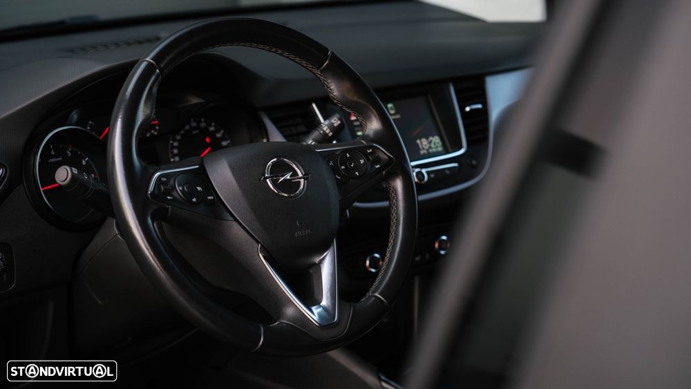 Opel Crossland X 1.2 T Business Edition - 29