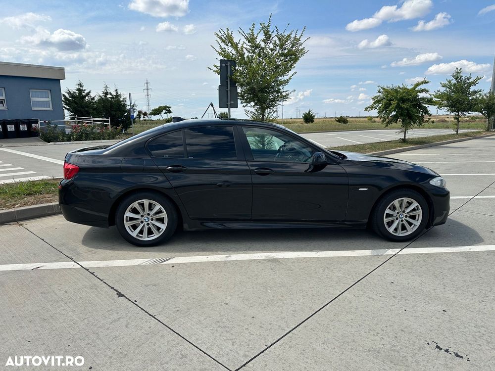 BMW Seria 5 528i Aut. - 3