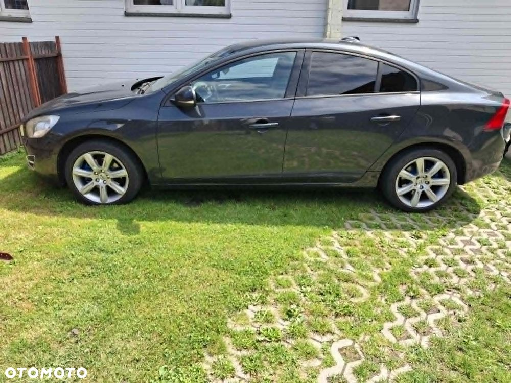 Volvo S60 D3 Momentum - 6