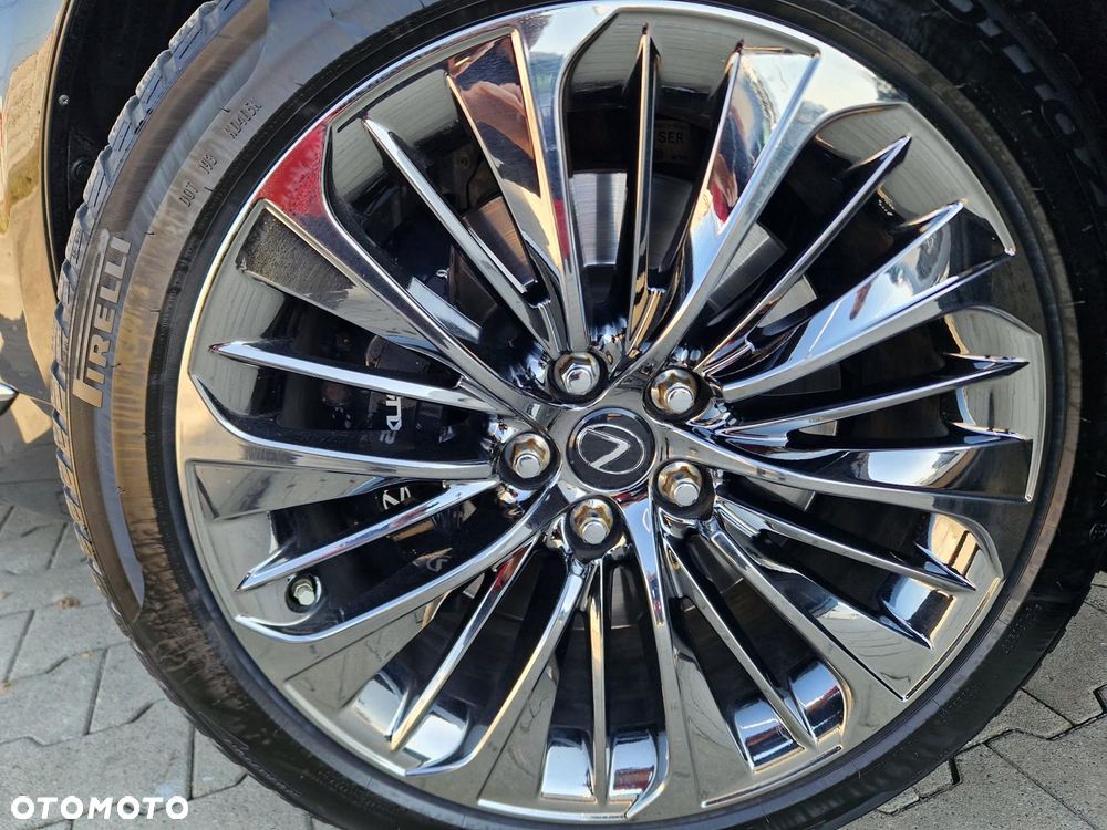 Lexus LS 600h Luxury Line - 17