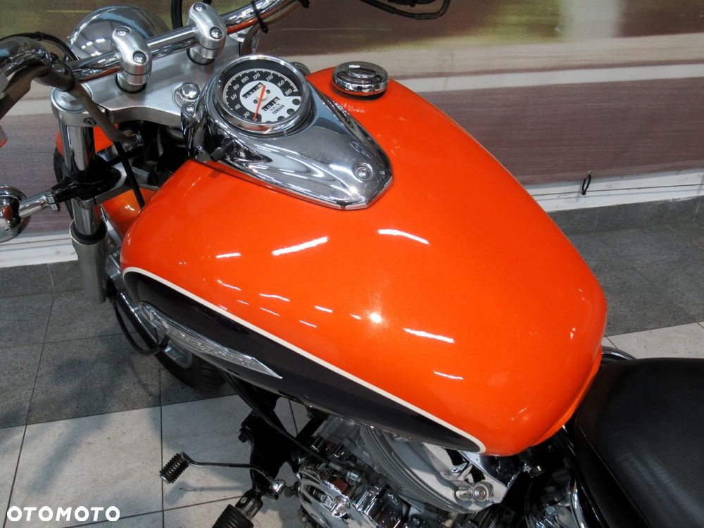 Yamaha XVS - 13