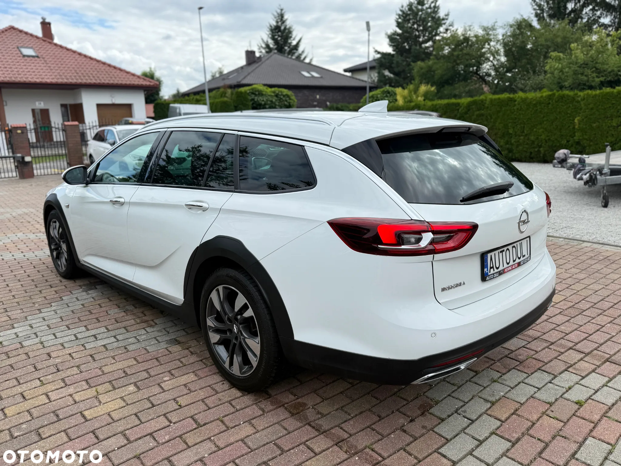 Opel Insignia Country Tourer 2.0 Diesel Exclusive - 2