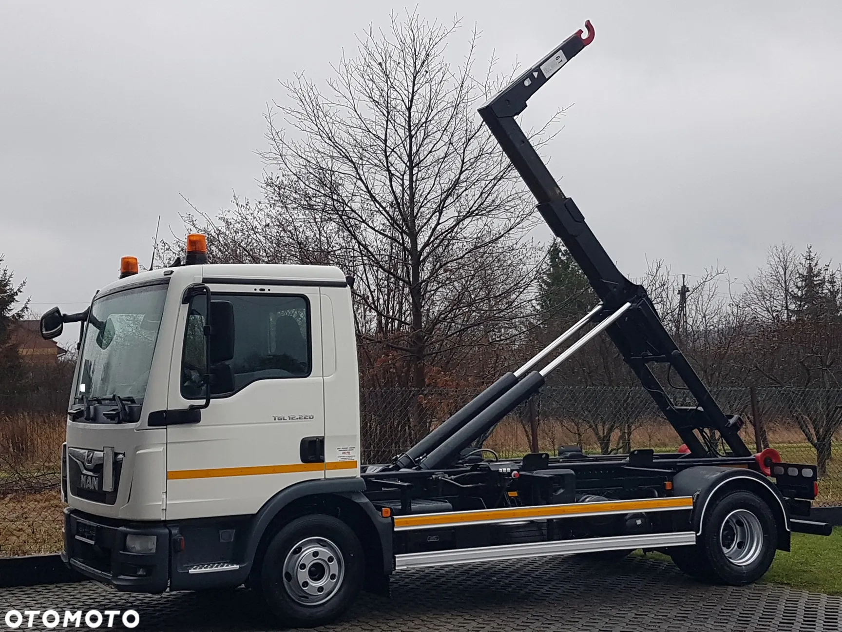 MAN TGL 12.220 HAKOWIEC 4x2 KLIMA DO KONTENERÓW MANUAL - 2