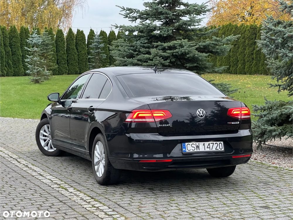 Volkswagen Passat 1.6 TDI SCR DSG - 10