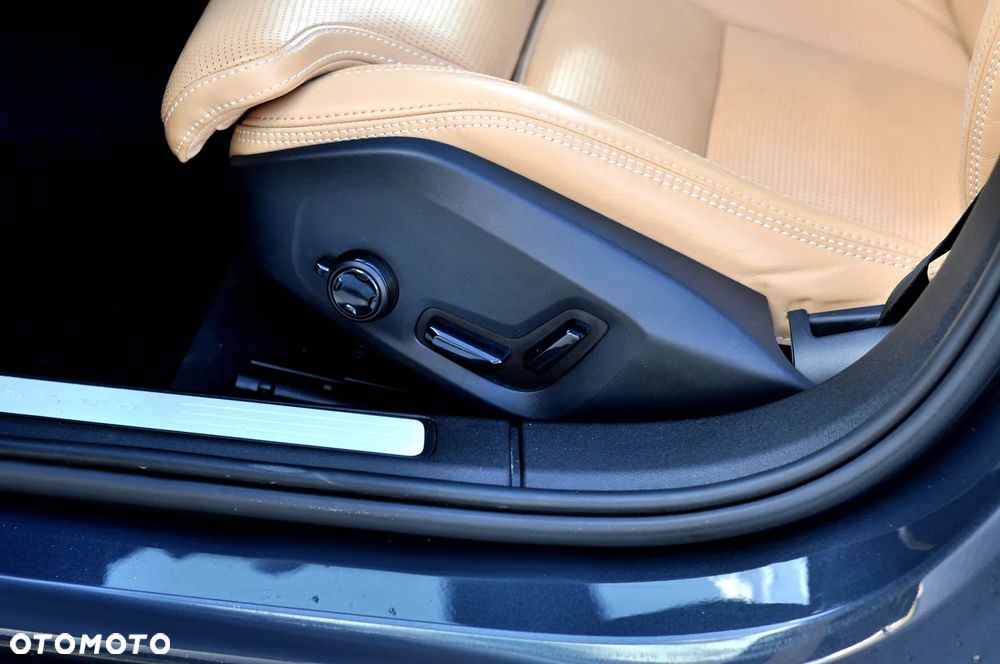 Volvo V60 D4 Geartronic Inscription - 24