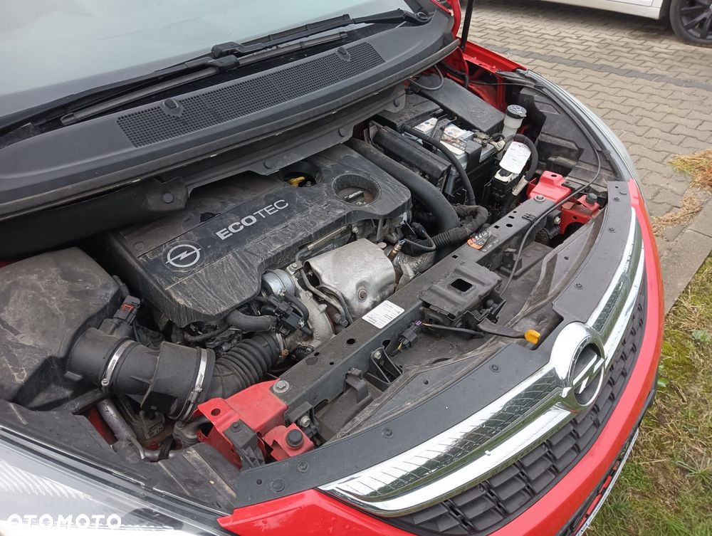 Opel Zafira 1.6 T SIDI Enjoy S&S - 12