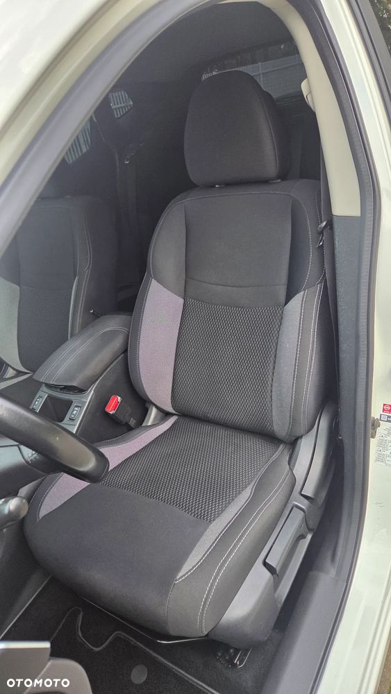 Nissan Qashqai 1.6 DCi N-Tec - 23
