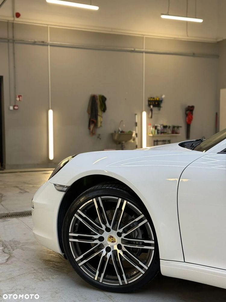 Porsche 911 Carrera PDK - 11