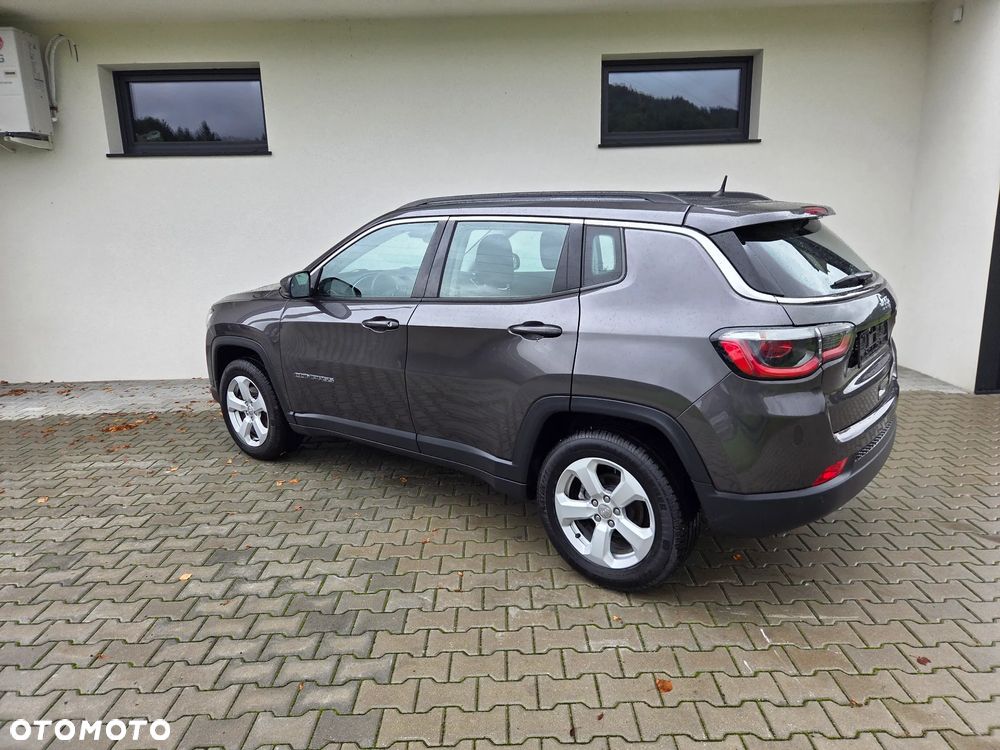 Jeep Compass - 17