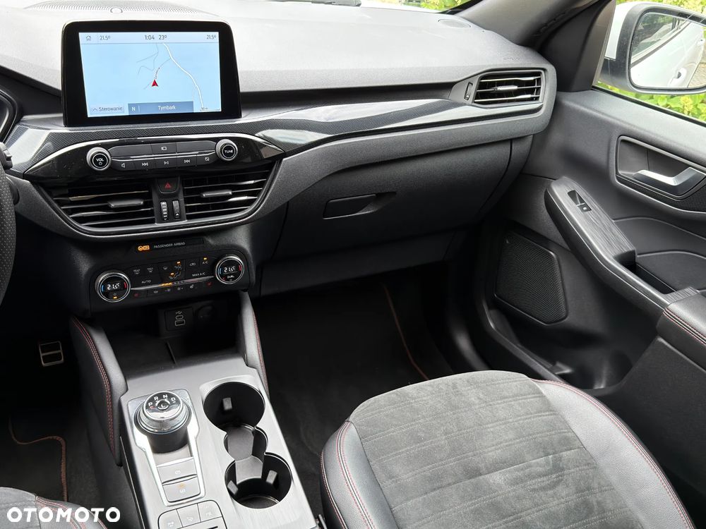 Ford Kuga 2.5 Duratec FHEV 4x4 ST-LINE X - 21