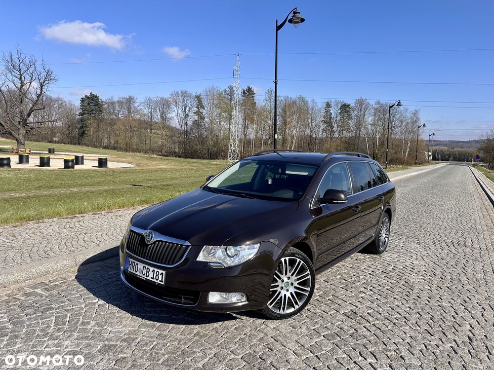 Skoda Superb 2.0 TDI DSG Exclusive - 19