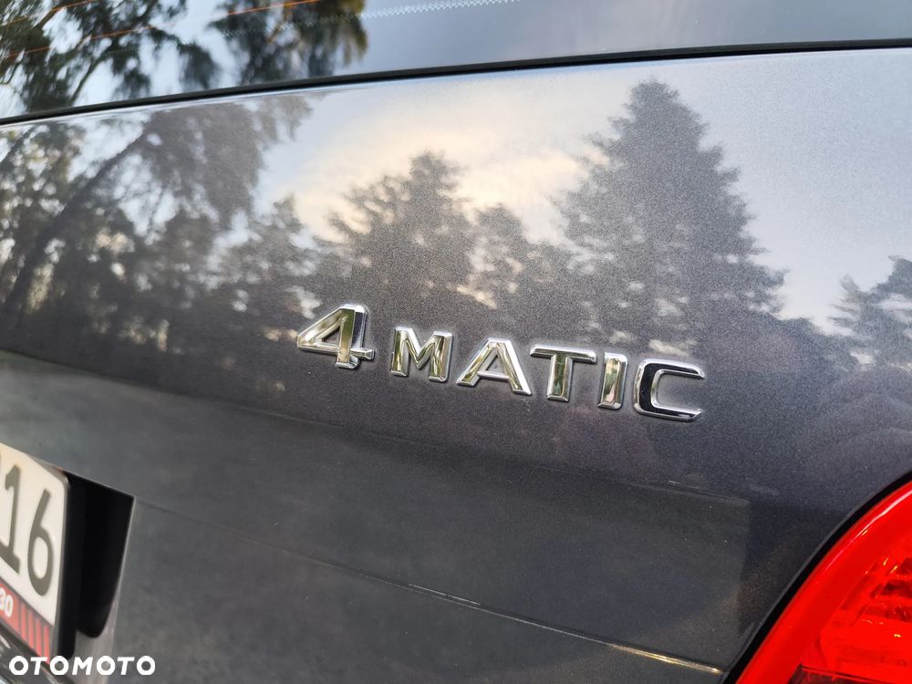 Mercedes-Benz GLK 220 CDI DPF 4Matic BlueEFFICIENCY 7G-TRONIC SPORT EDITION - 17