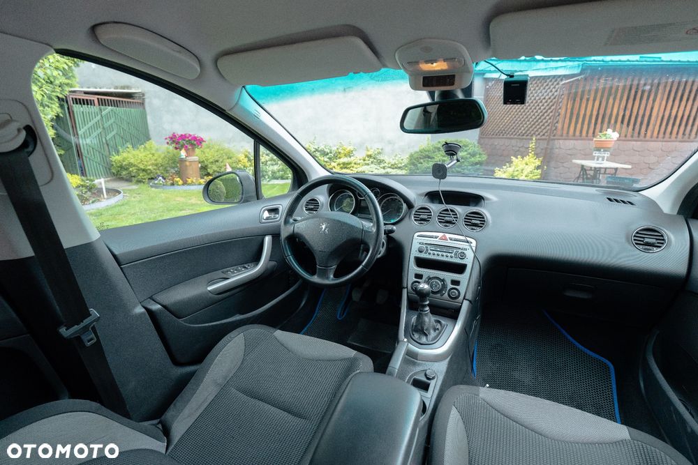 Peugeot 308 - 13
